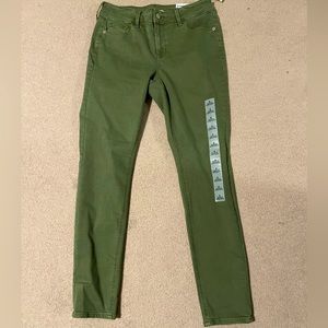 Old Navy rockstar, super skinny mid rise jeans